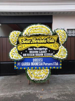 Papan Bunga Duka di Lompoe