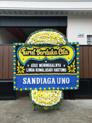Papan Bunga Duka di Lompoe